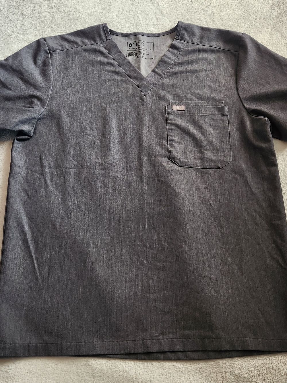 FIGS Catarina One-Pocket Scrub Top - Heather Charcoal Gray - Size L